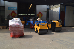 福瑞得機(jī)械手扶雙輪壓路機(jī)，手扶單輪壓路機(jī)，座駕壓路機(jī)及時包裝發(fā)貨